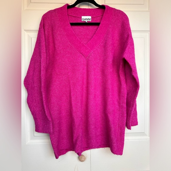 GANNI oversized hot pink v-neck tunic sweater size small - Picture 4 of 15